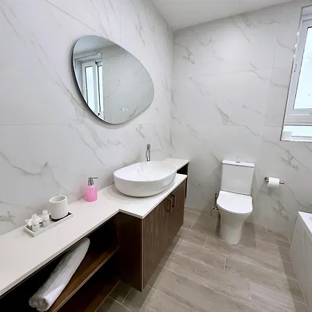 Luxury Near Waterfront! * Gzira