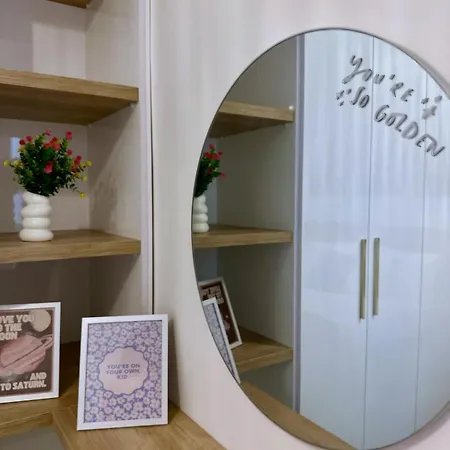 Luxury Near Waterfront! * グジラ